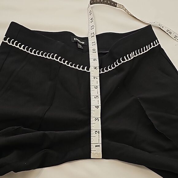 Bebe Waist Stitching  Cuffed Hem Cropped Trouser Pants size 4 - Picture 5 of 10